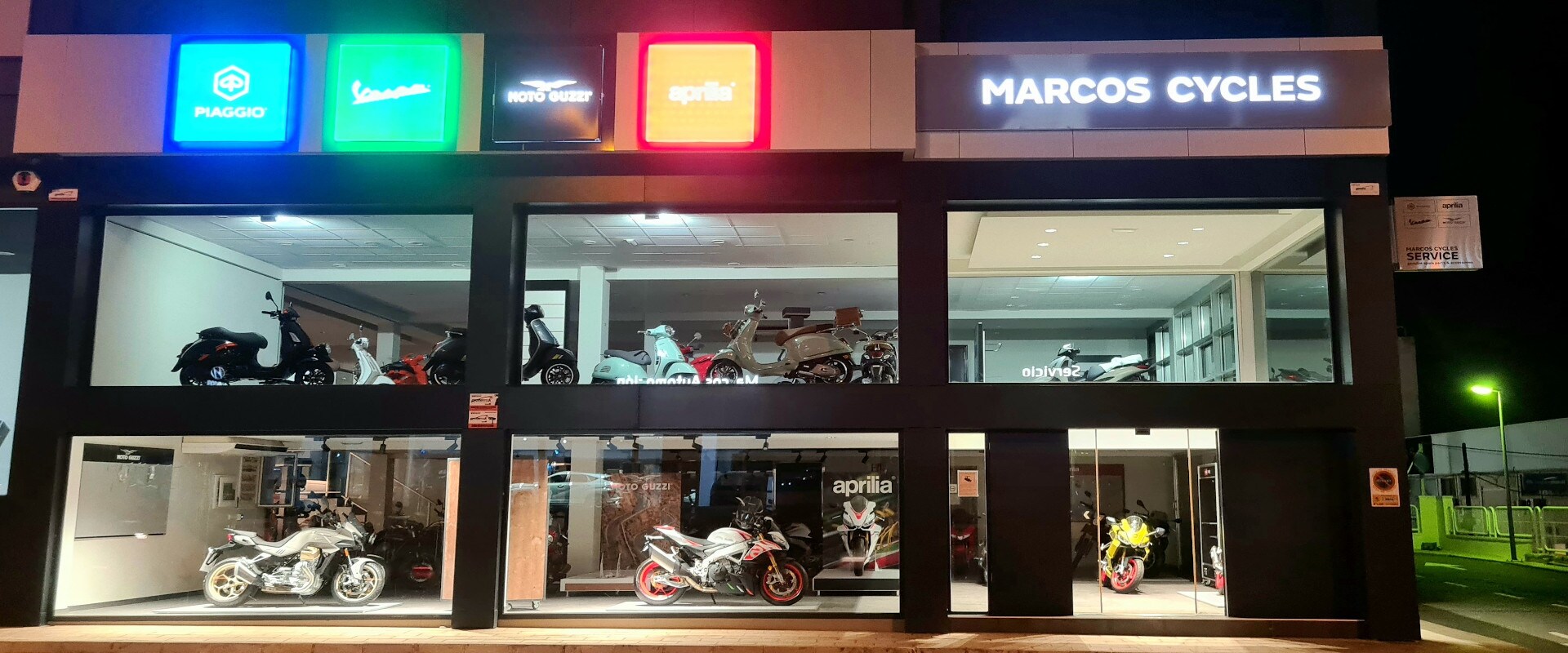 NUEVO CONCESIONARIO DEL GRUPO PIAGGIO EN ALICANTE Vespa ES