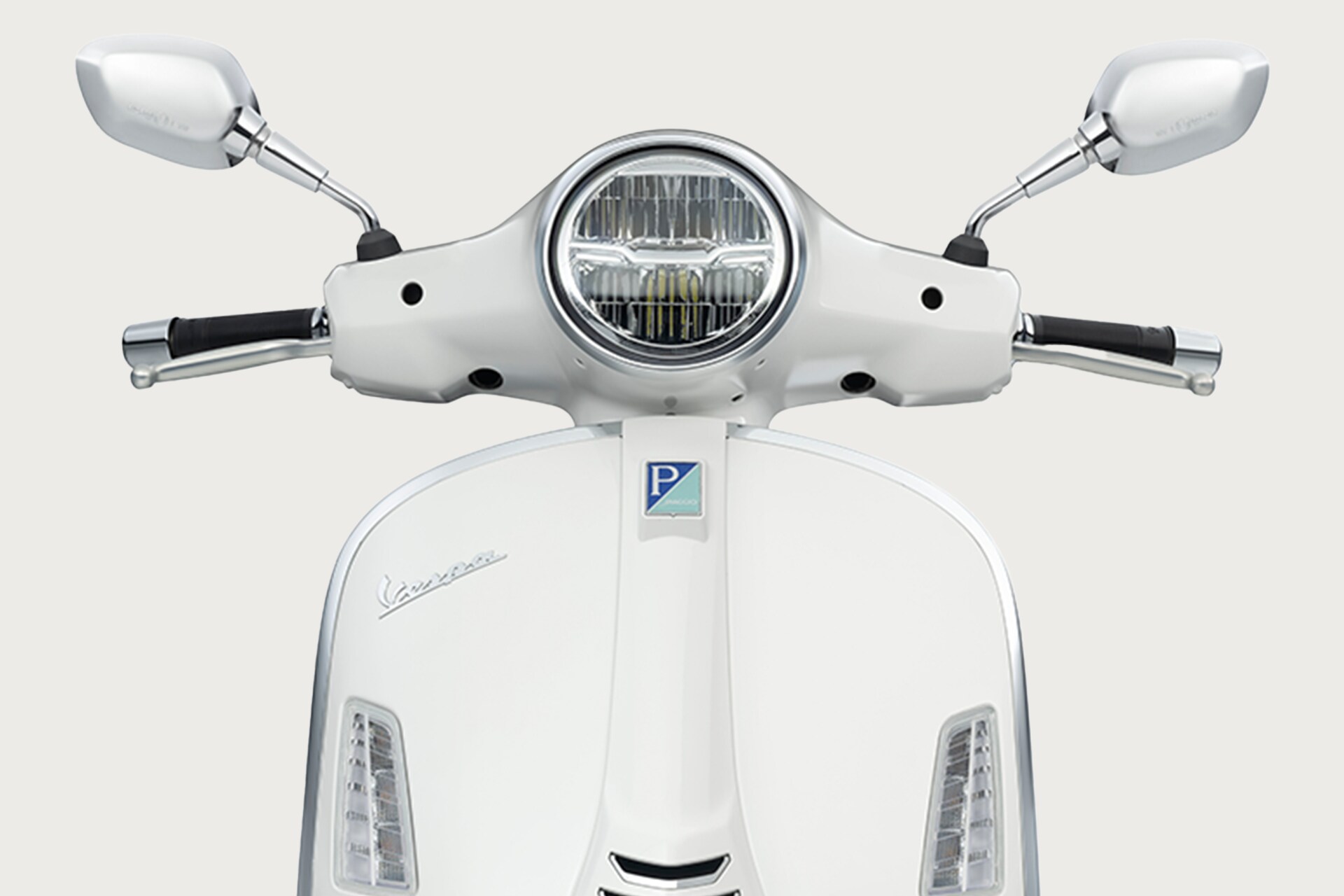 Vespa GTS Super 300：価格、燃費、カラー