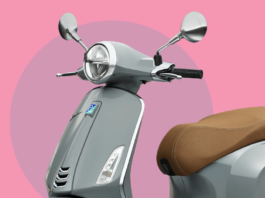 Vespa Primavera Classic 150 price, consumption, colors