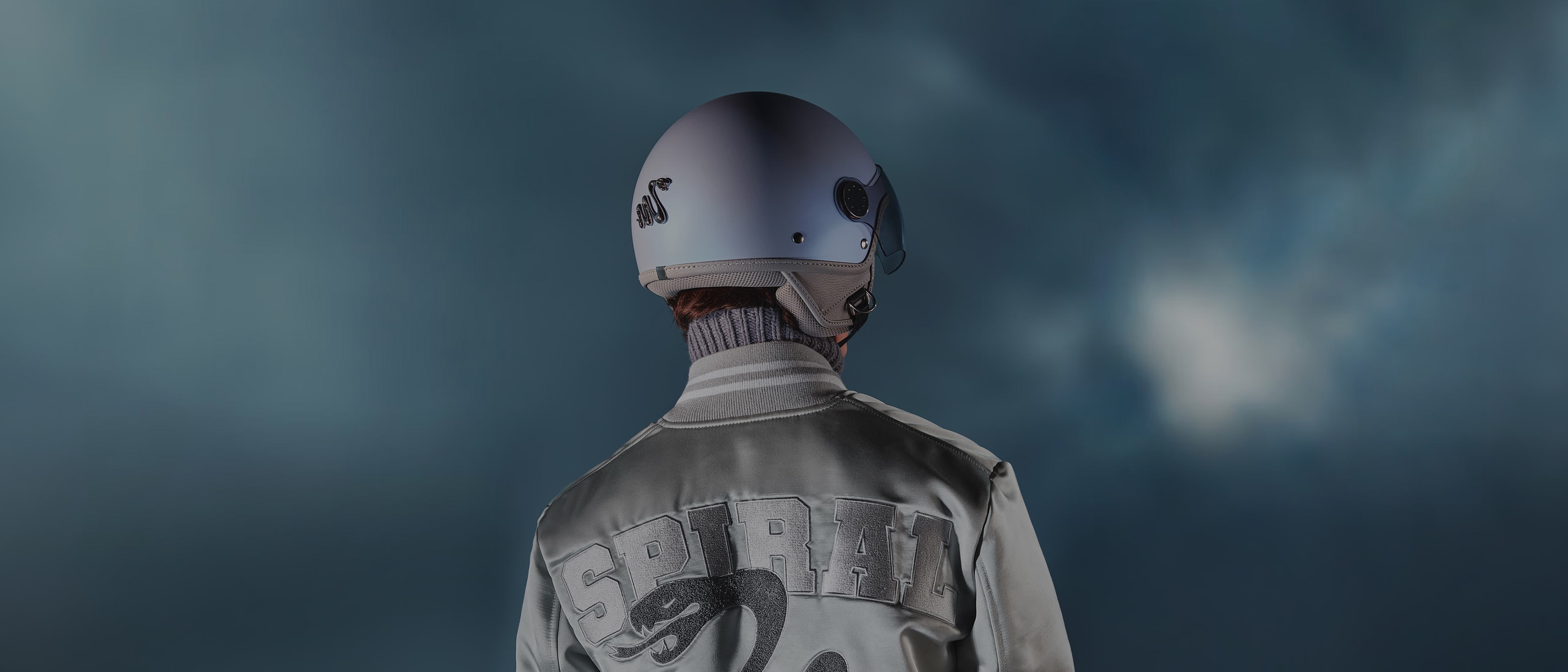 写真] Vespa-946-Snake_3-4-ant-sxRID │ 巳年ベスパ『946』は