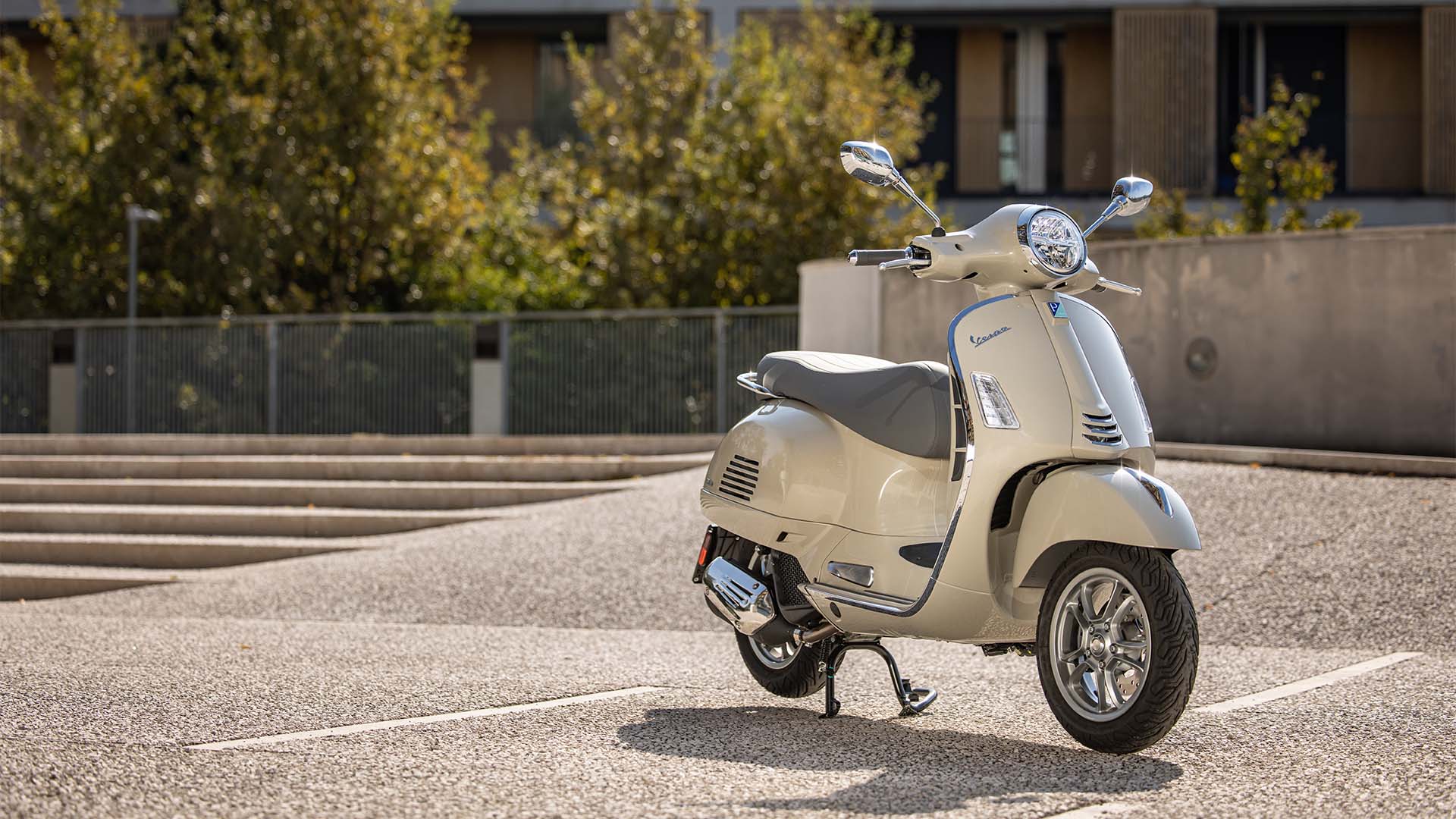 GTS Vespa CA GTS Vespa CA